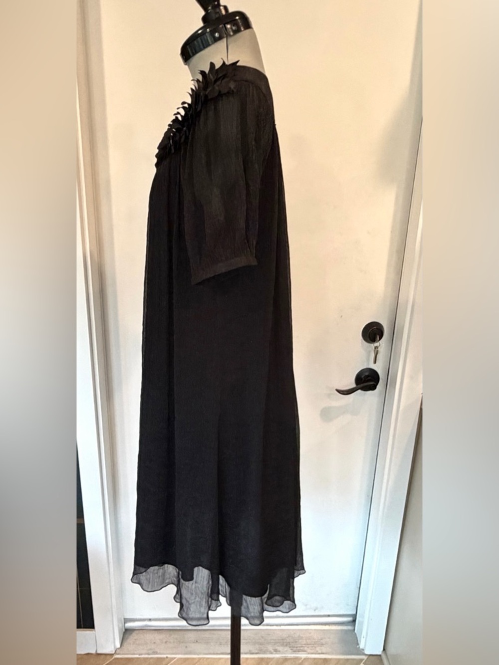 Chloè VTG Silk Chiffon swing dress, silk petal/rosette accents, short sleeve, S - Picture 5 of 15